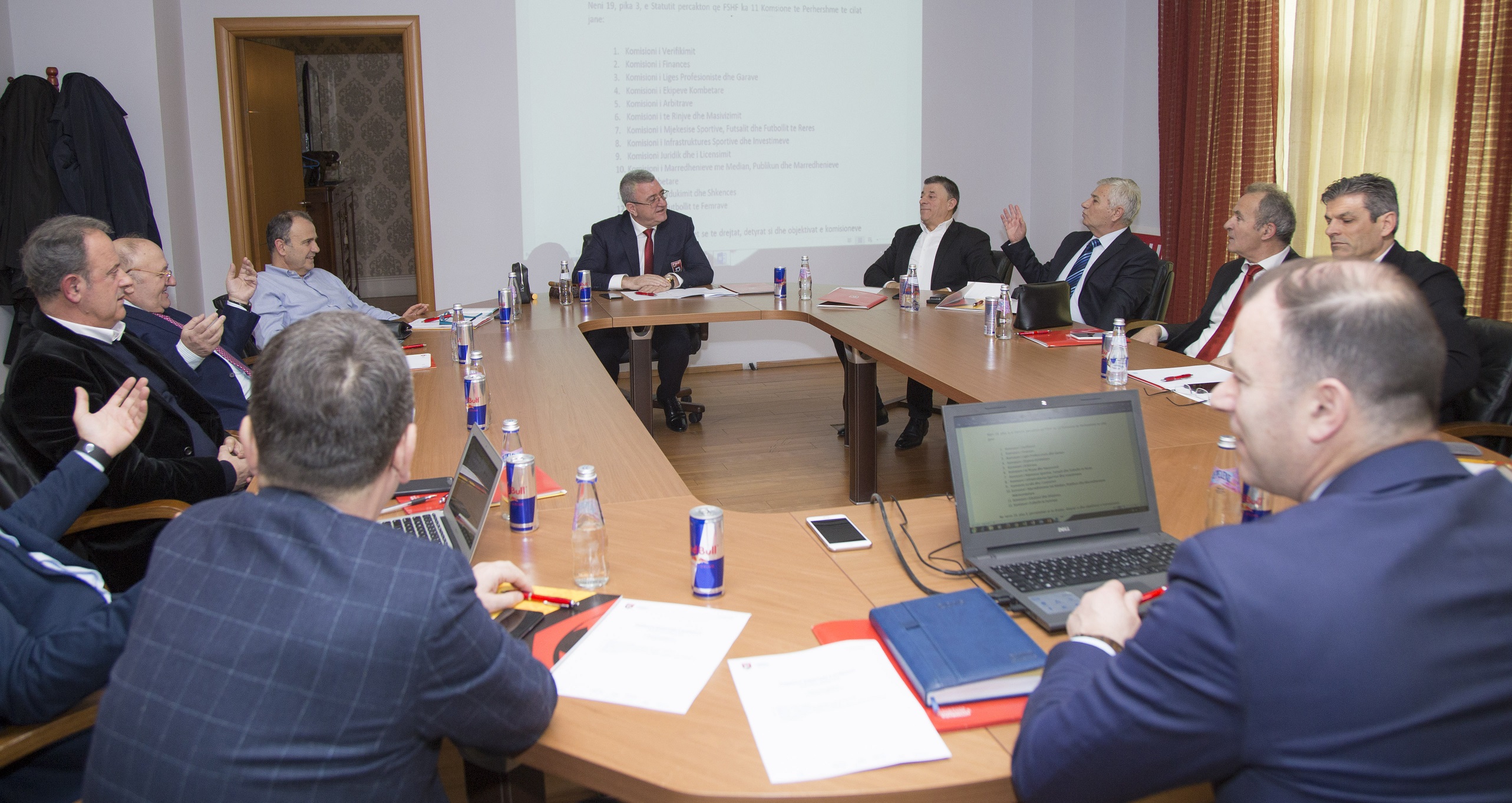 mblidhet komiteti ekzekutiv per here te pare ne shkurt 2018